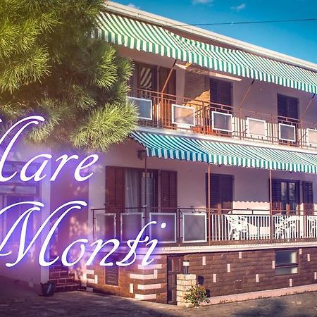 Apartments And Rooms Mare-Monti 斯塔利格拉德-帕克利尼卡 外观 照片