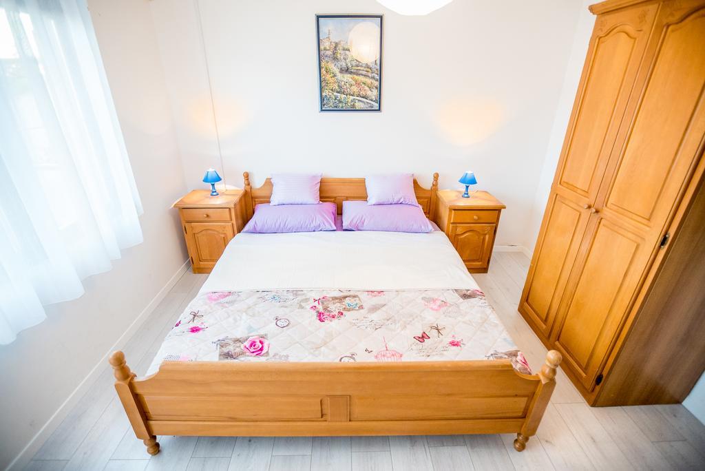 Apartments And Rooms Mare-Monti 斯塔利格拉德-帕克利尼卡 外观 照片